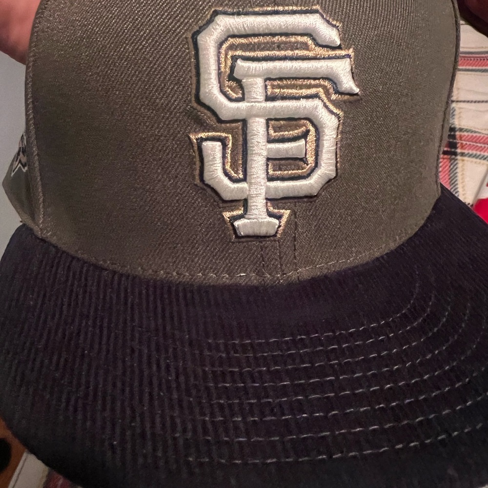 New Era 59FIFTY Gray and Brown Fitted Cap 7 1/4 w/ corduroy brim